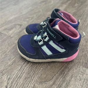 Merrell toddler shoes size 6
